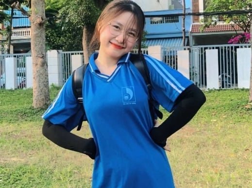 Mông Dương Thị Minh quyến rũ và sexy